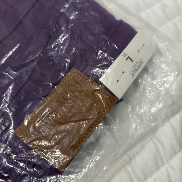 🏝️NEW!🏝️ JUDY BLUE | High Waist Tummy Control Purple Shorts - Style #150268 - Picture 6 of 6